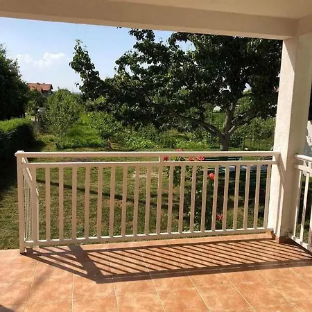 Villa Aronia